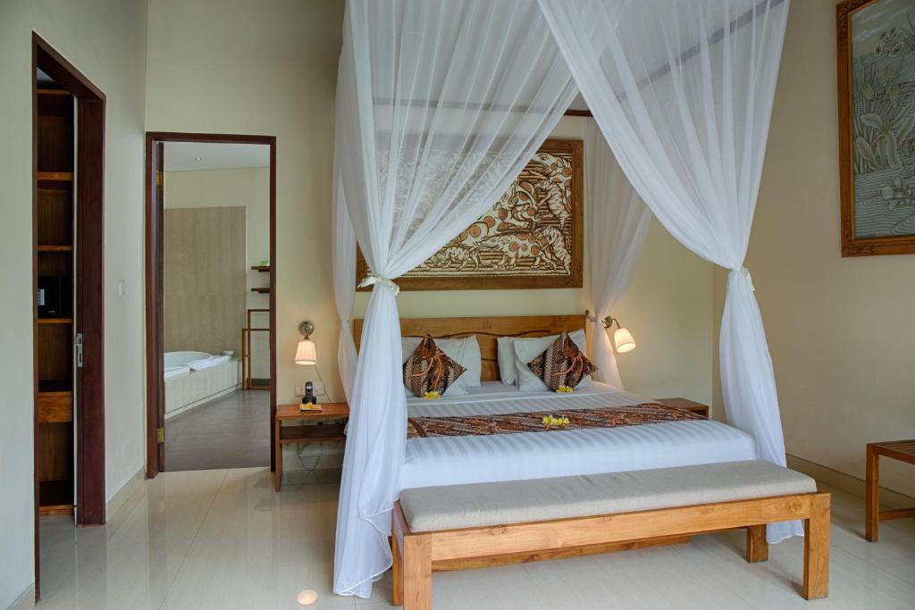 santun villa bedroom 1