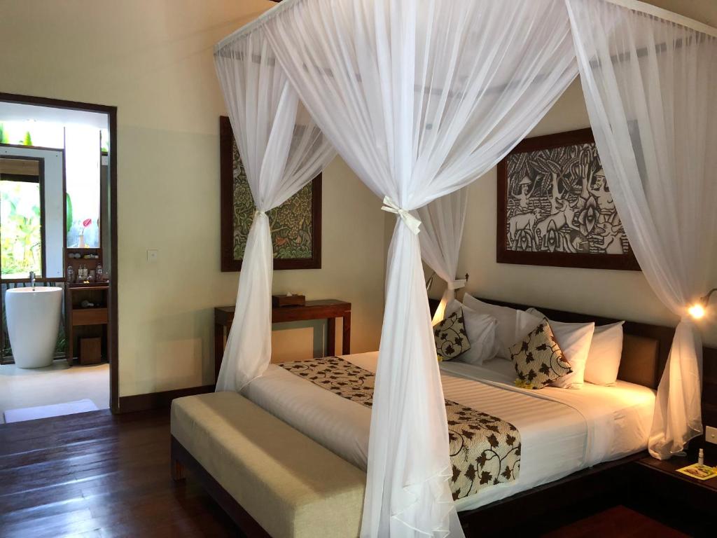 santun villa bedroom 3