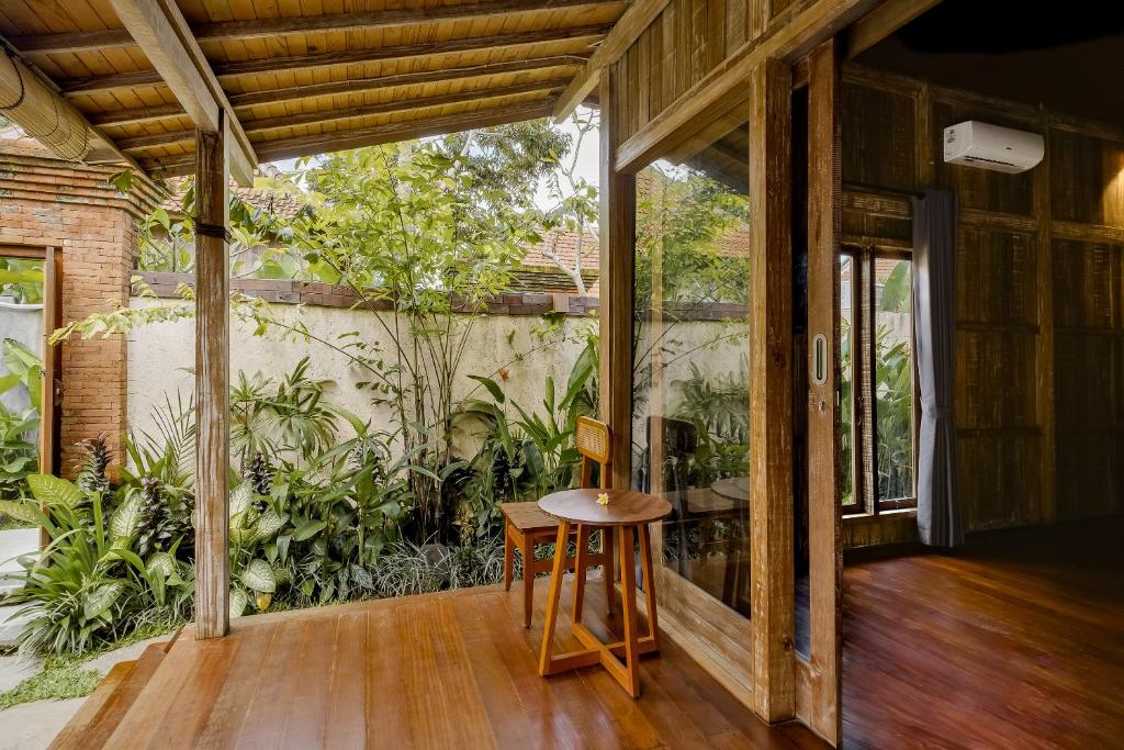 ulon villa veranda view