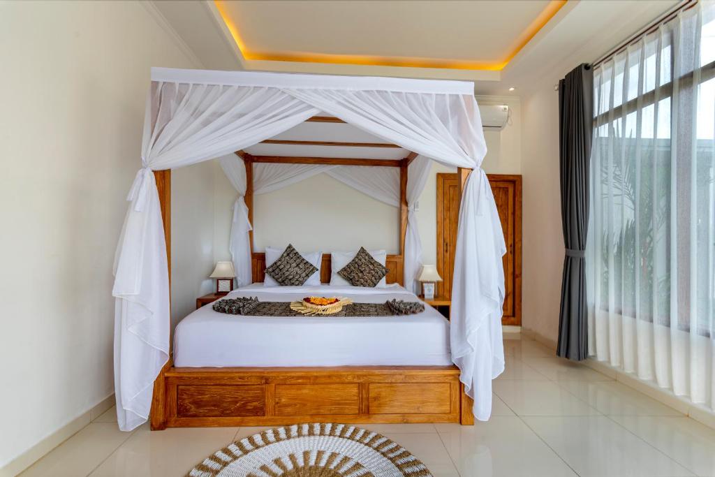 santhi villa luxury bedroom