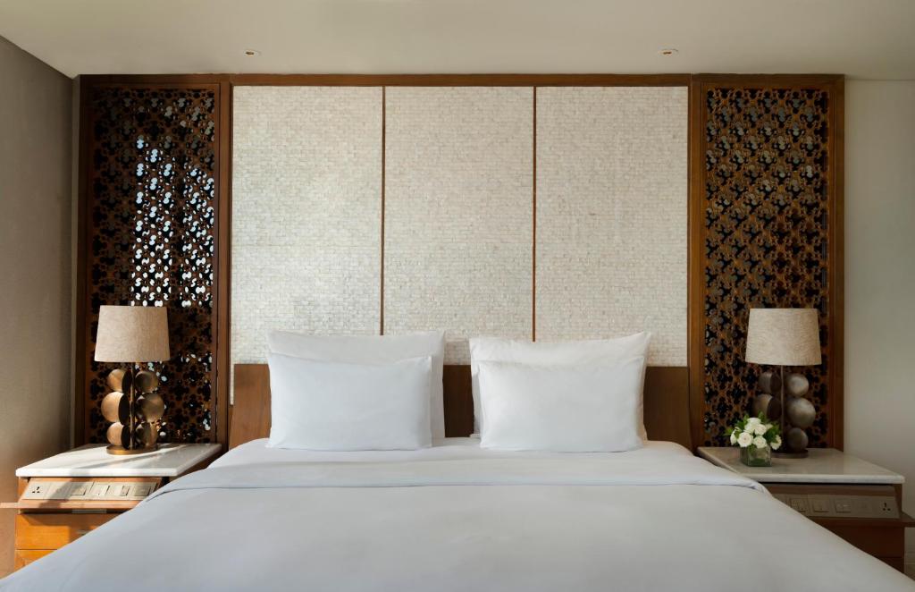 anantara uluwatu closeup bed