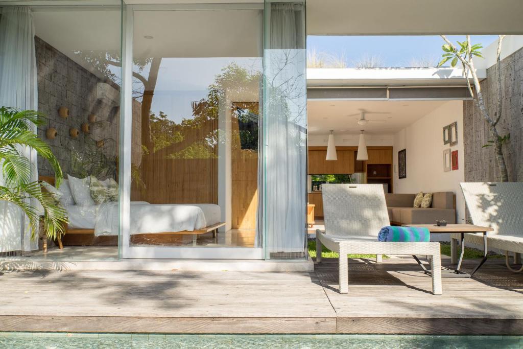 hideawa villa 1